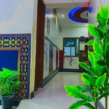 Khyber Inn Islamabad Exteriör bild